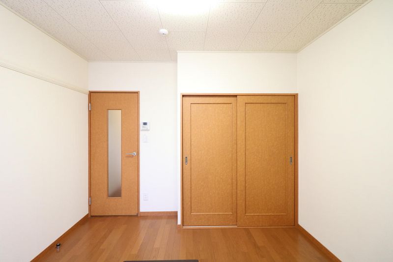 レオパレスＪ　ＢＯＸ　Ⅳ 居間