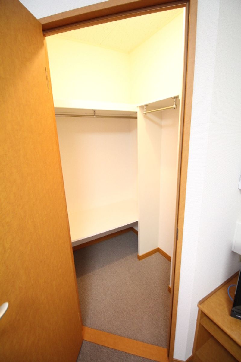 レオパレスひいらぎⅤ 洗面所