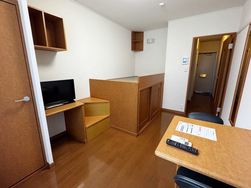 レオパレスウェルスｔｅｎⅡ 居間