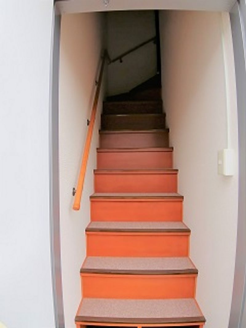 レオパレス袋原南 玄関