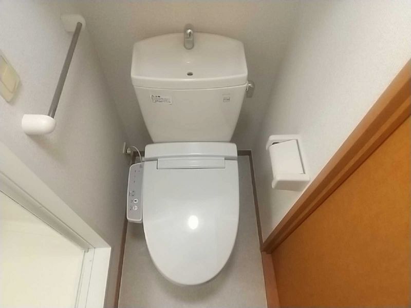 レオパレスプランドール トイレ