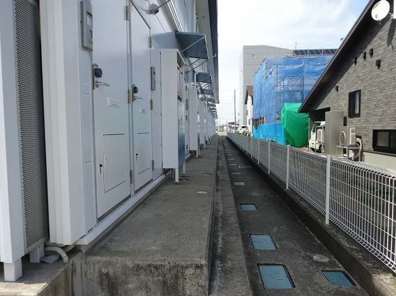 レオパレス泉３ エントランス