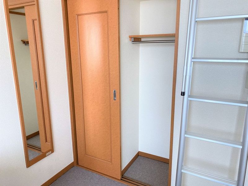 レオパレスサニーホームズ 収納