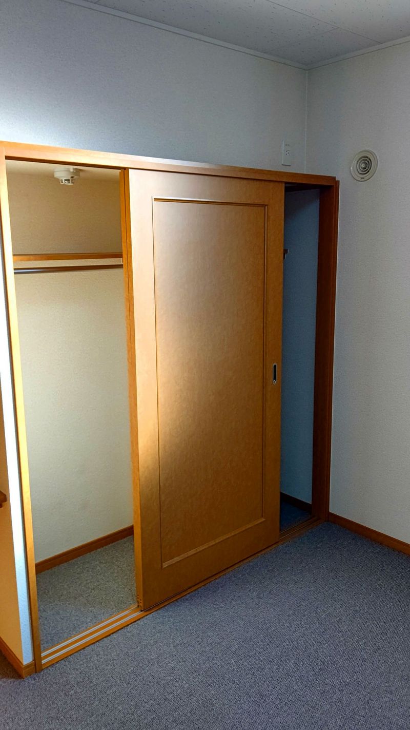 レオパレスヨーク高台Ⅲ 収納