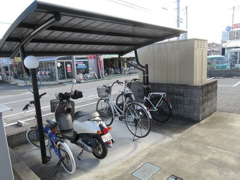 レオネクストサニーハウス前原 共用部分