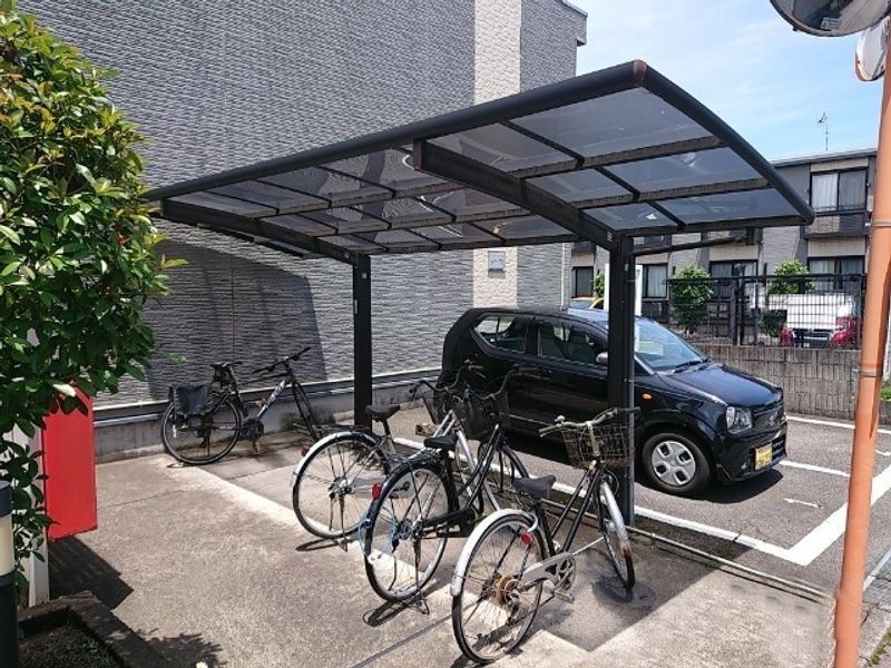 レオパレス烏帽子１ 共用部分