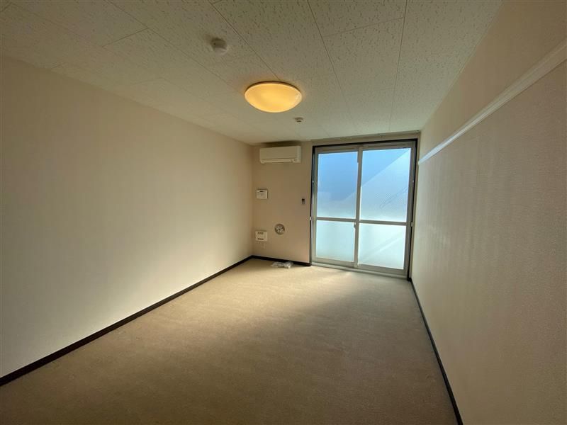 レオネクストドエル小竹向原 居間