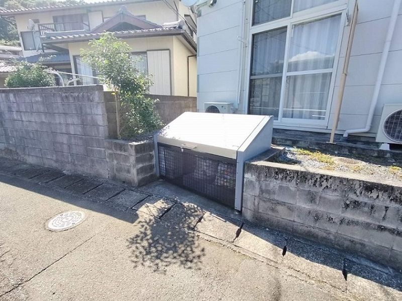 レオパレス花岡 共用部分