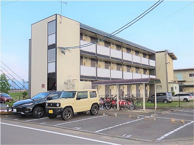 レオパレス柏Ⅱ 外観