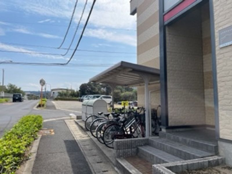 レオパレスアキュパル浜乃木 共用部分