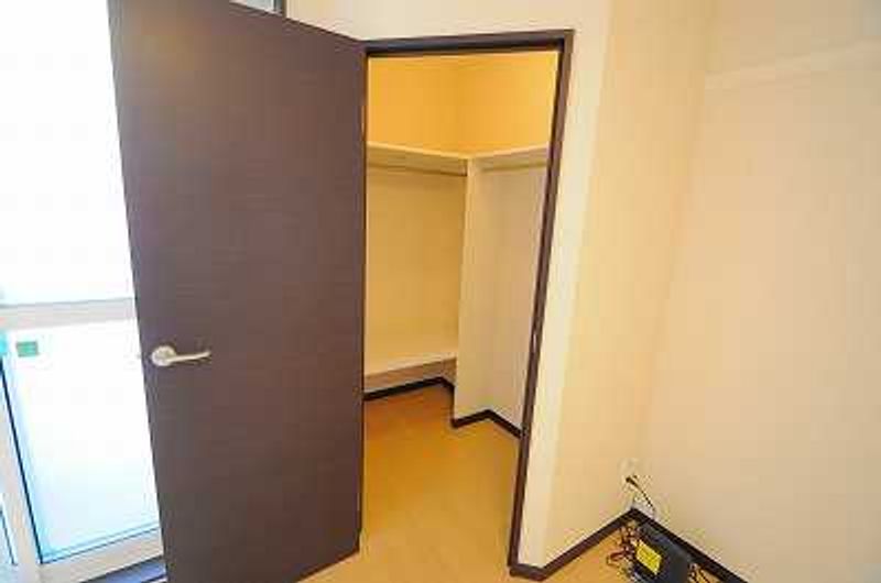 レオパレスベルタＡ 収納