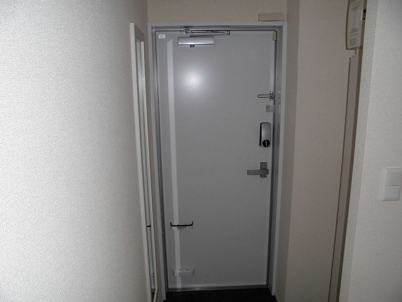 クレイノユーカリ　高見町 玄関