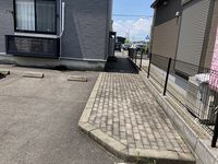 レオパレスオオヒガシ エントランス