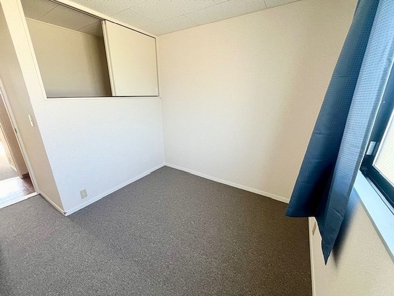 レオパレスヴィレッジ 寝室