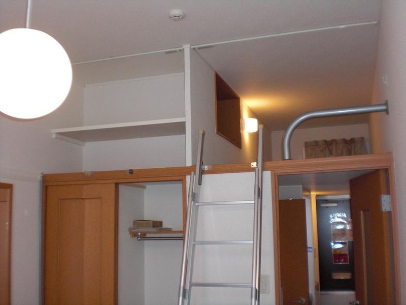 レオパレスウエストハイムＦ 居間