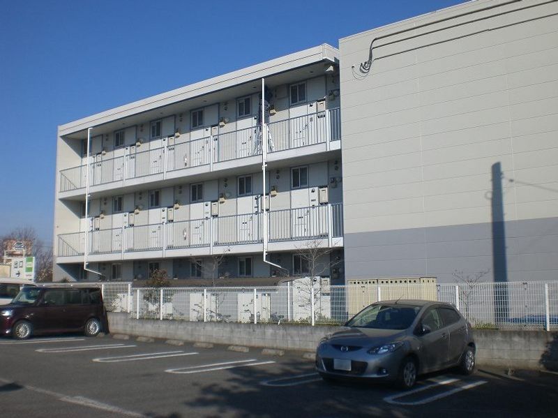 レオパレス立野 外観