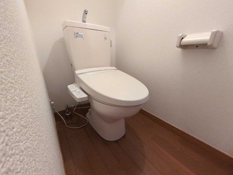 レオパレスエバラ トイレ