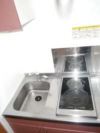 レオパレスティー　フジ キッチン