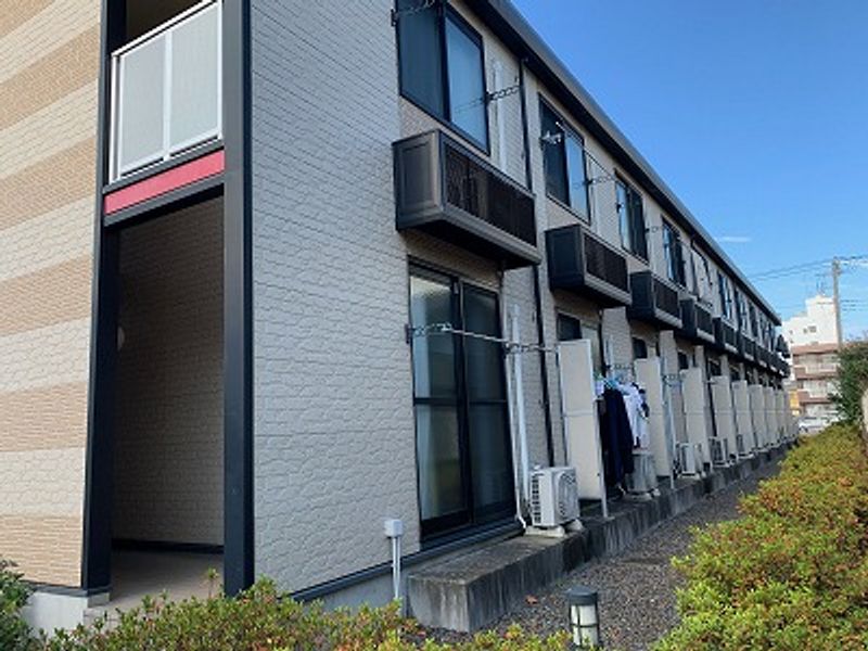 レオパレスフローラ バルコニー