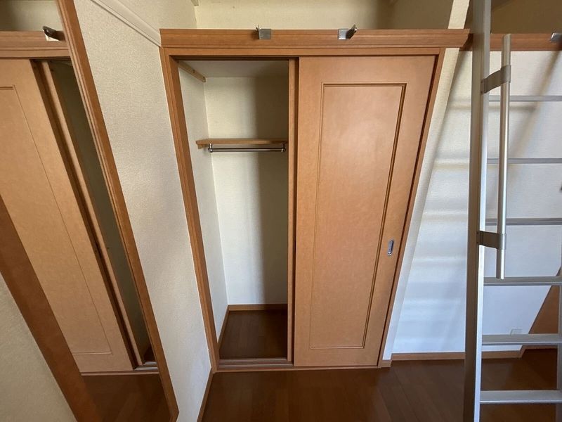 レオパレスゴールドヒルズ 収納