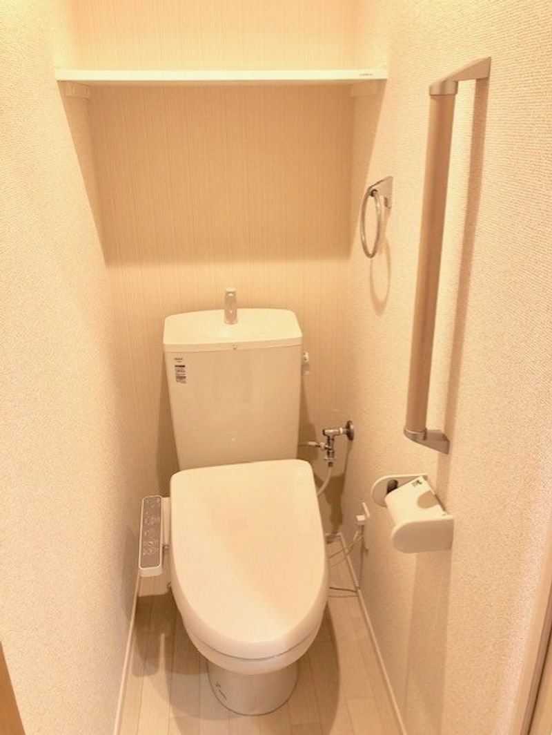 クレイノカーサ　カリーナ トイレ