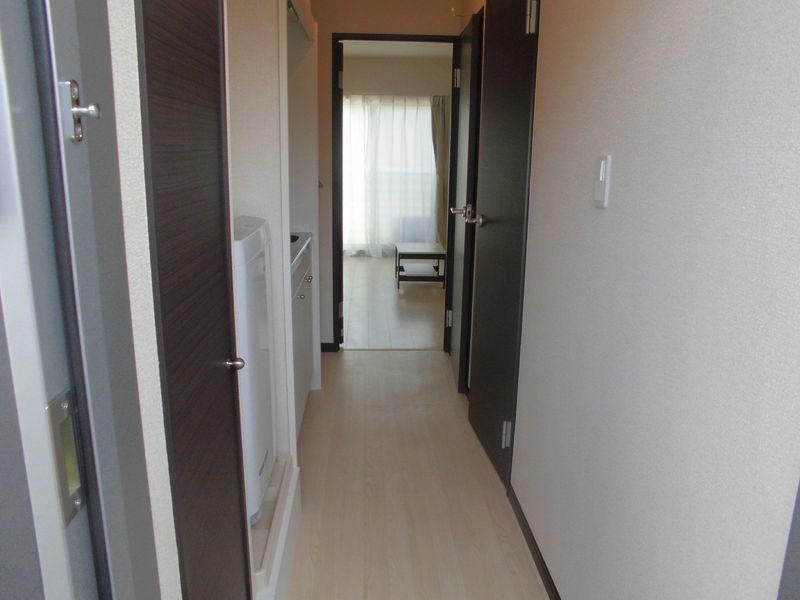 LEONEXT Sunflower 현관