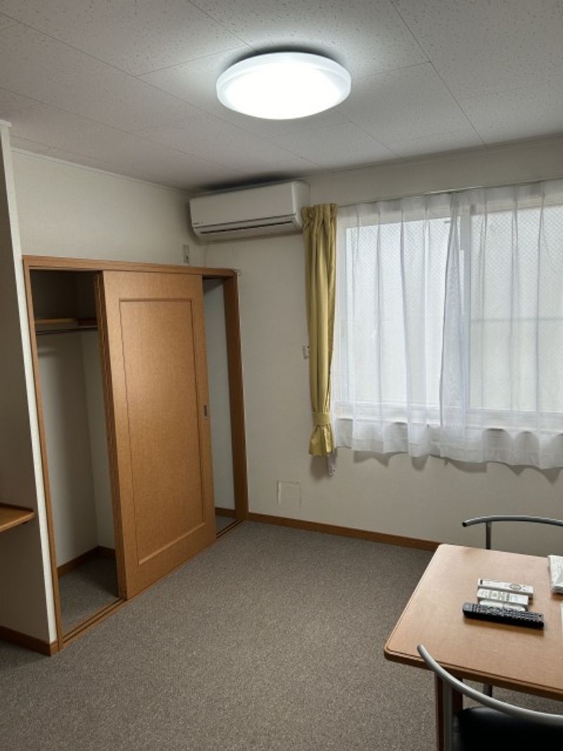 レオパレスｏａｓｉｓ 居間