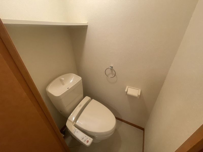 レオパレス前田 トイレ
