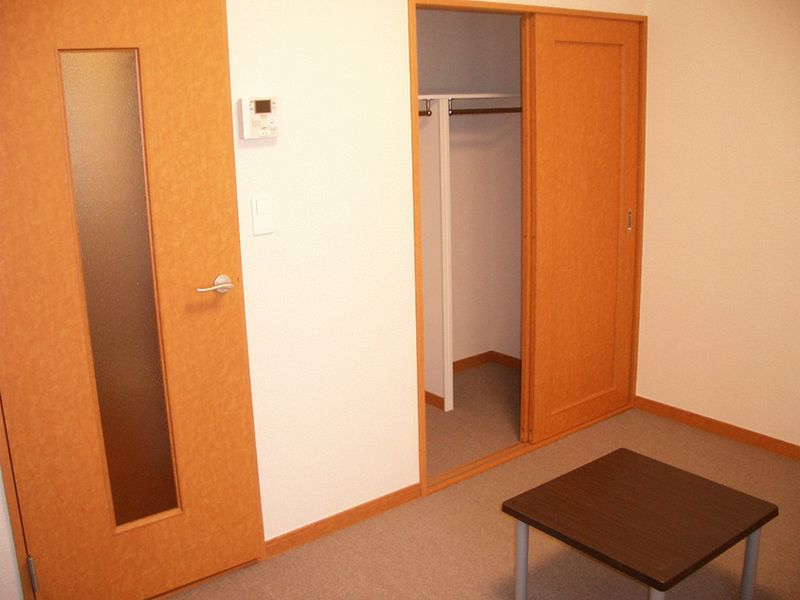 レオパレスなでしこ 収納