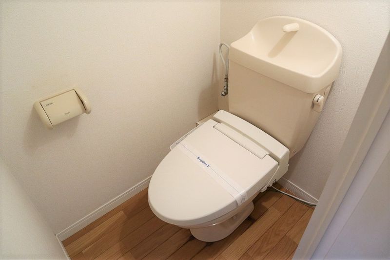 レオパレスタカネ トイレ