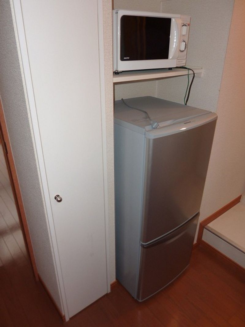 レオパレス若草 その他