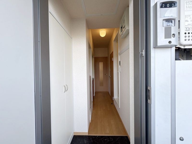 leopalace Karin Entrance