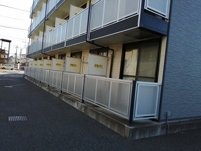レオパレスグランシャリオ バルコニー