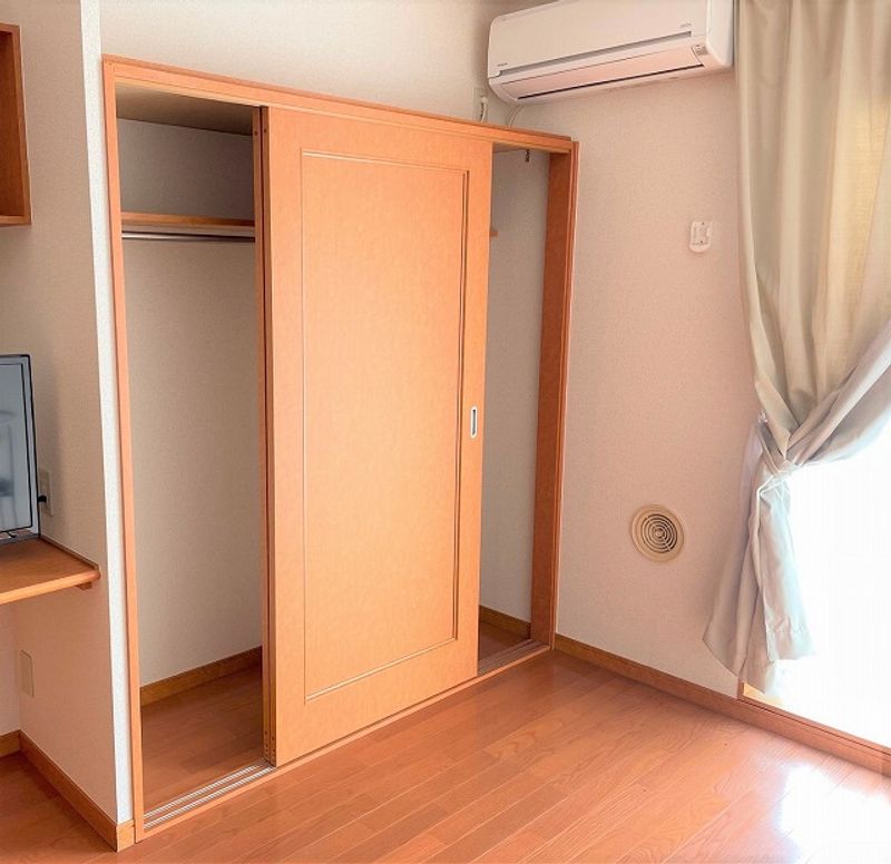 レオパレスユーカリが丘 収納