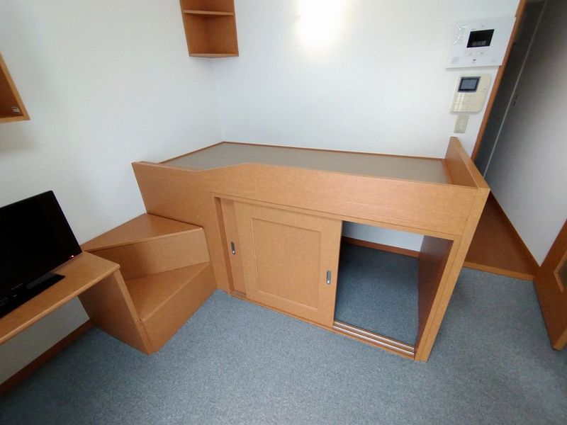 レオパレス大倉山エクレール 収納