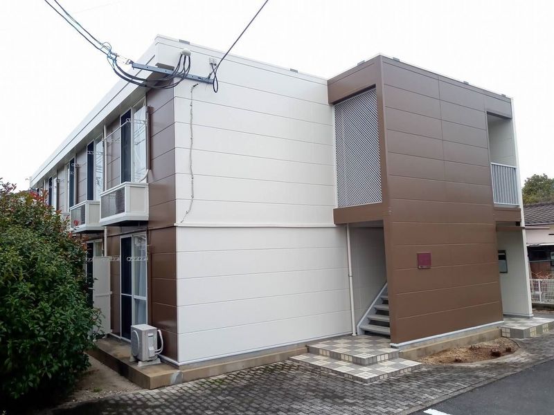 レオパレス牛島 外観