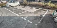 レオパレスゆたか 駐車場