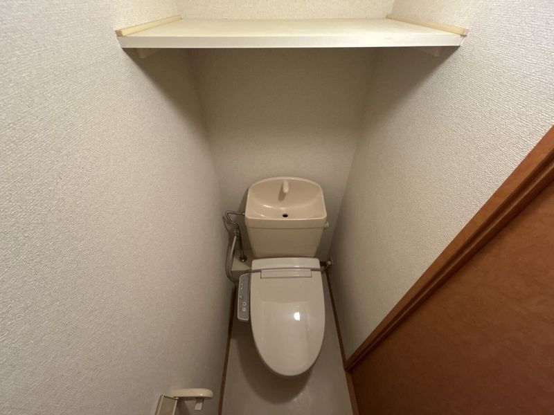 レオパレスブランドール トイレ