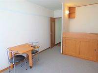 レオパレスＣｏＣｏ 居間