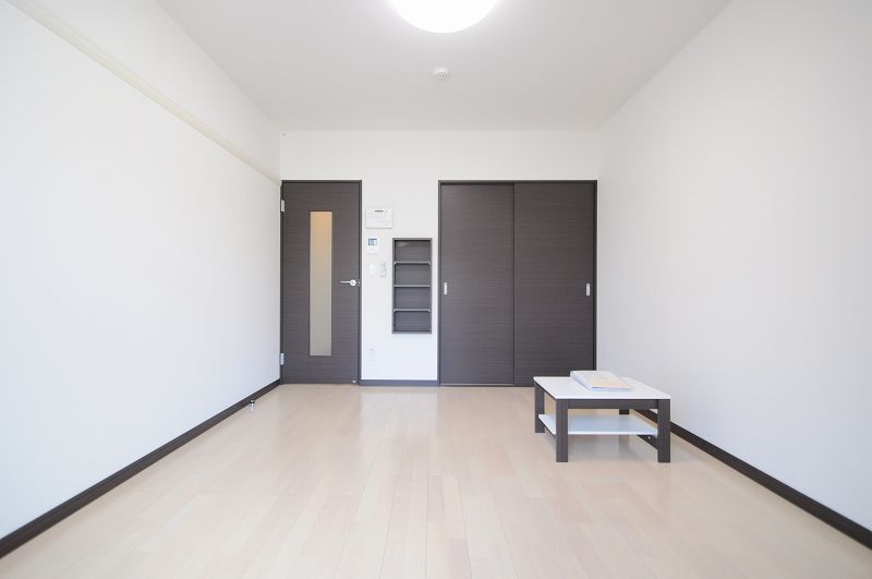 レオネクスト伊祖 居間