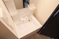 CLEINO Nakano Chuo Washroom