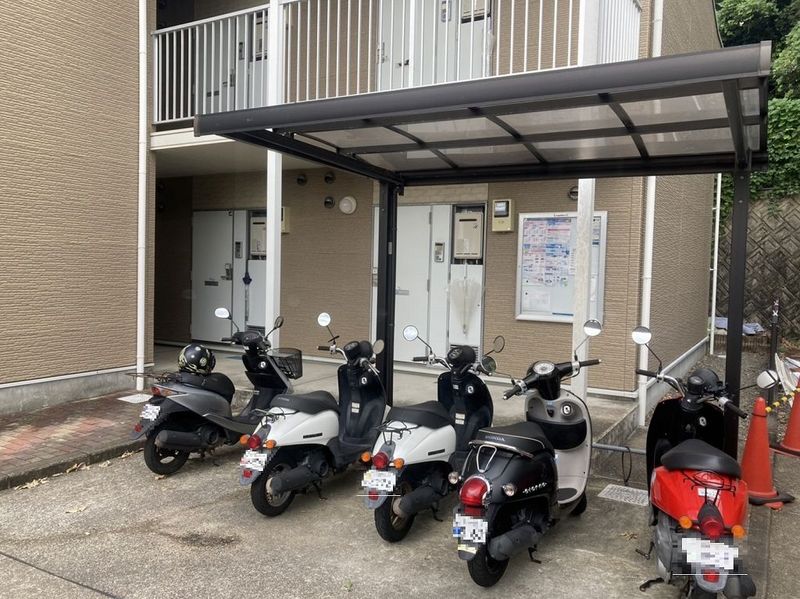 レオパレスＫＯＭＯＲＥＢＩ 共用部分