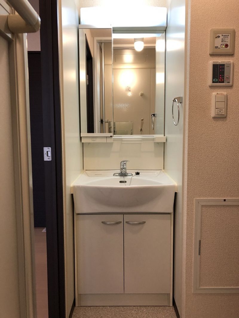 LEONEXT Amy III Bồn rửa mặt