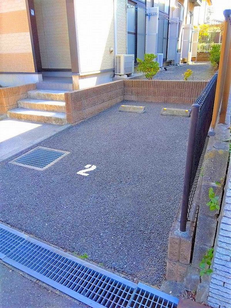 レオパレスホウセイ豊四季Ⅱ 駐車場