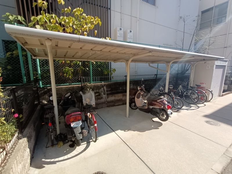 レオパレス旭町 共用部分