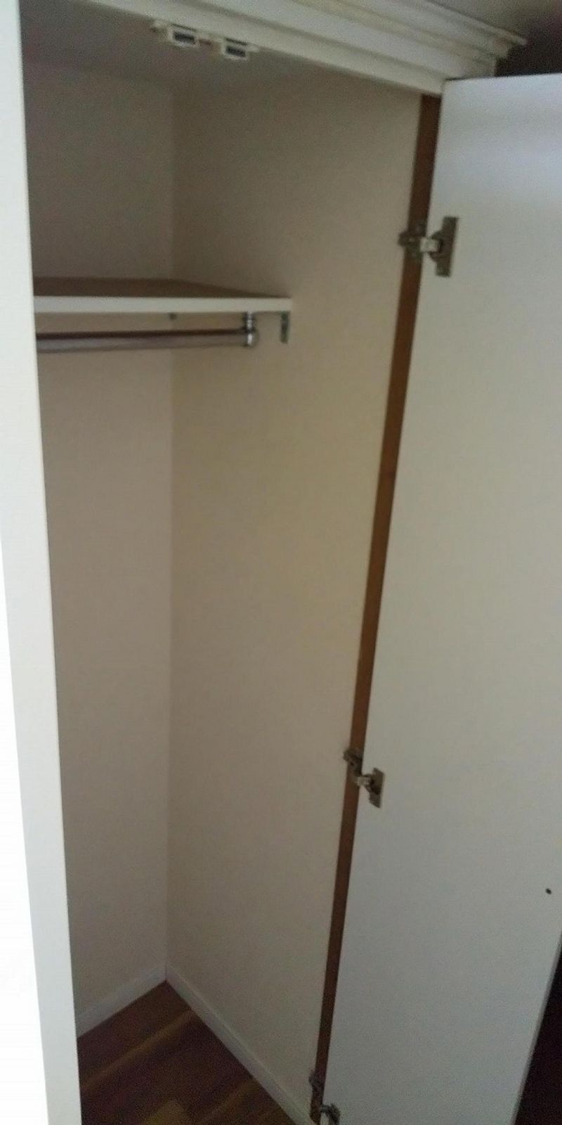 レオパレスシャトル 収納