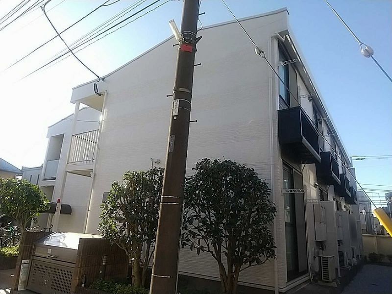 レオパレスジュネス 外観