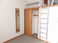 レオパレスシロヤシキ 収納