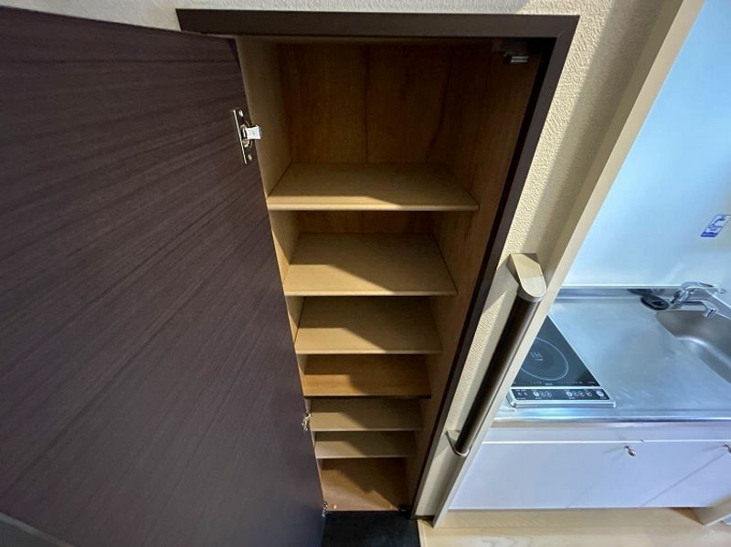 CLEINO Eminence Khác