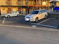 レオパレスライヴリー 駐車場